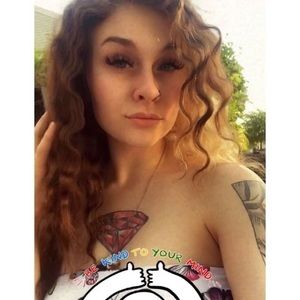 Meet your Posher, Tessa